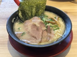 【小牧】長浜豚骨ラーメン一番軒の白豚骨はあっさりでおすすめ！