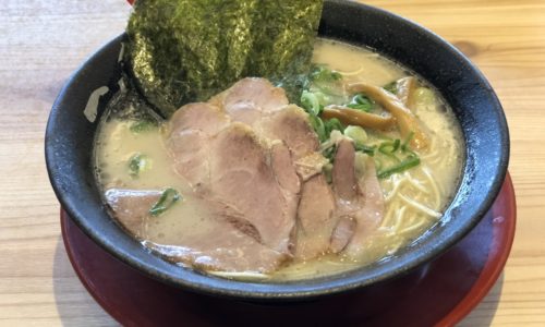 【小牧】長浜豚骨ラーメン一番軒の白豚骨はあっさりでおすすめ!